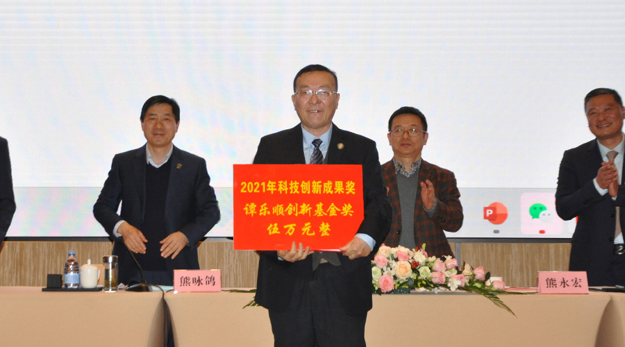 1691404513391330.jpg 04.jpg